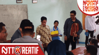 Wapres Gibran berkesempatan mengunjungi siswa di SMAS Bhaktyarsa Maumere. Dirinya pun mendapatkan pujian dari para peserta didik. (nttkreatif.com/Mardat)