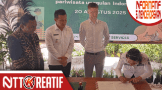 Bupati SBD, Ratu Wulla Talu menandatangani MoU bersama Arya Sumba Kodi Resort. (nttkreatif.com/Ballack)