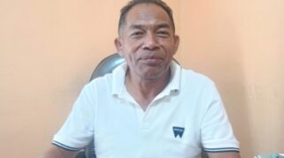 Heronimus Lamawuran, Kepala Dinas Komunikasi dan Informatika Kabupaten Flores Timur menegaskan mewakili Bupati menyebut kalau RSUD dr. Hendrikus Fernandez kini sudah naik status jadi C. (NTTKreatif.com/Ell)