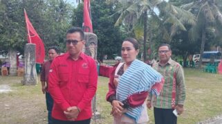 Wakil Bupati SBD, Dominikus A Rangga Kaka resmi jadi Ketua DPC PDIP SBD. (nttkreatif.com/Ballack)