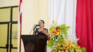 Bupati SBD, Ratu Wulla Talu.