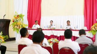 Bupati SBD, Ratu Wulla Talu tekankan percepatan realisasi program di tahun 2025. (nttkreatif.com/Ballack)