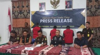 Kejaksaan Negeri Waingapu menetapkam tiga tersangka dalam kasus dana hibah Pilkada Sumba Timur. Sekretaris hingga Bendahara jadi tersangka. (nttkreatif.com/Ballack)