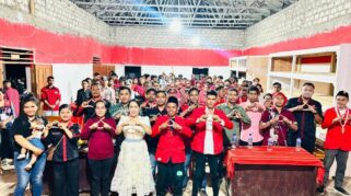 Bupati SBD, Ratu Wulla Talu memuji GMNI yang selalu konsisten memperjuangkan hak rakyat kecil. (Dokumen Kominfo SBD)