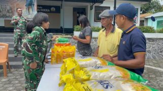Kodim 1603/Sikka gelar Bazzar Ramadhan. (nttkreatif.com/Mardat)