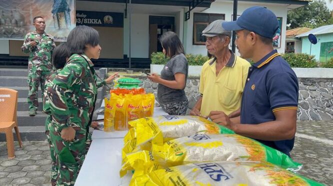 Kodim 1603/Sikka gelar Bazzar Ramadhan. (nttkreatif.com/Mardat)