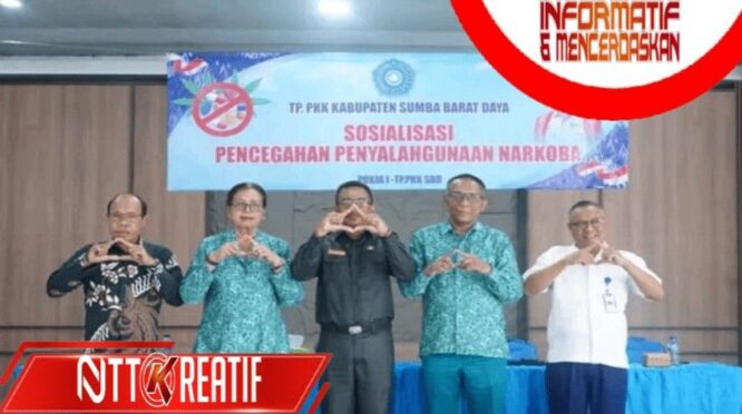 Simbol mempertemukan kedua ujung jari telunjuk dan ibu jari hingga membentuk kerucut ini dikenal sebagai simbol 'Maringgina' yang berarti Terberkati. Simbol khas ini dicetuskan langsung oleh Bupati Sumba Barat Daya (SBD), Ratu Wulla Talu. (Dok. Akun Facebook Prokompi SBD).