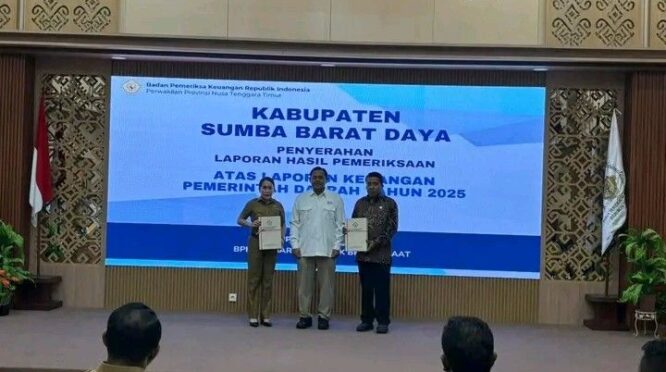 Pemkab SBD resmi meraih opini Wajar Tanpa Pengecualian (WTP) dari Badan Pemeriksa Keuangan (BPK) RI atas Laporan Keuangan Pemerintah Daerah (LKPD) Tahun Anggaran (TA) 2025. ( Dok. Kominfo SBD)