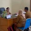 Bupati SBD, Ratu Wulla Talu resmi berkantor di Dinas Pendidikan. (Facebook.com/@Prokompi Sumba Barat Daya)