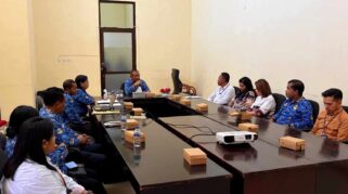 Sinergi Pemkab SBD dan Industri Perbankan: Dorong Digitalisasi QRIS, Laku Pandai, dan KUR Tepat Sasaran. (NTTKreatif.com/ Prokompi SBD)