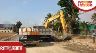 Ruas jalan Weeabula Kodi sudah mulai dikerjakan. Warga ucapkan terima kasih. (nttkreatif.com/Ballack)