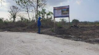 Pengerjaan jalan usaha tani di Kelurahan Langgalero sudah capai 70 persen. (nttkreatif.com/Ballack)