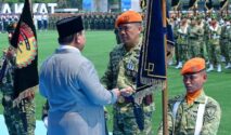 Presiden Prabowo Subianto resmikan 204 satuan baru di TNI dalam momen HUT TNI. (Facebook.com/@kementerian sekretariat negara RI)