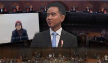 Dalam Sidang PHPU, KBRI Singapura dan Camberra kompak sebut tak punya arsip Ijazah Gibran. (Kompas TV)