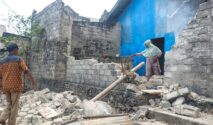 Gempa di Sumba Barat Daya (SBD) buat warga pilih mengungsi. (nttkreatif.com/Ballack)