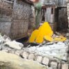 salah satu bangunan pagar rumah warga yang rubuh akibat gempa. (nttkreatif.com/Ballack)