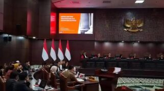 Sidang ruang MK
